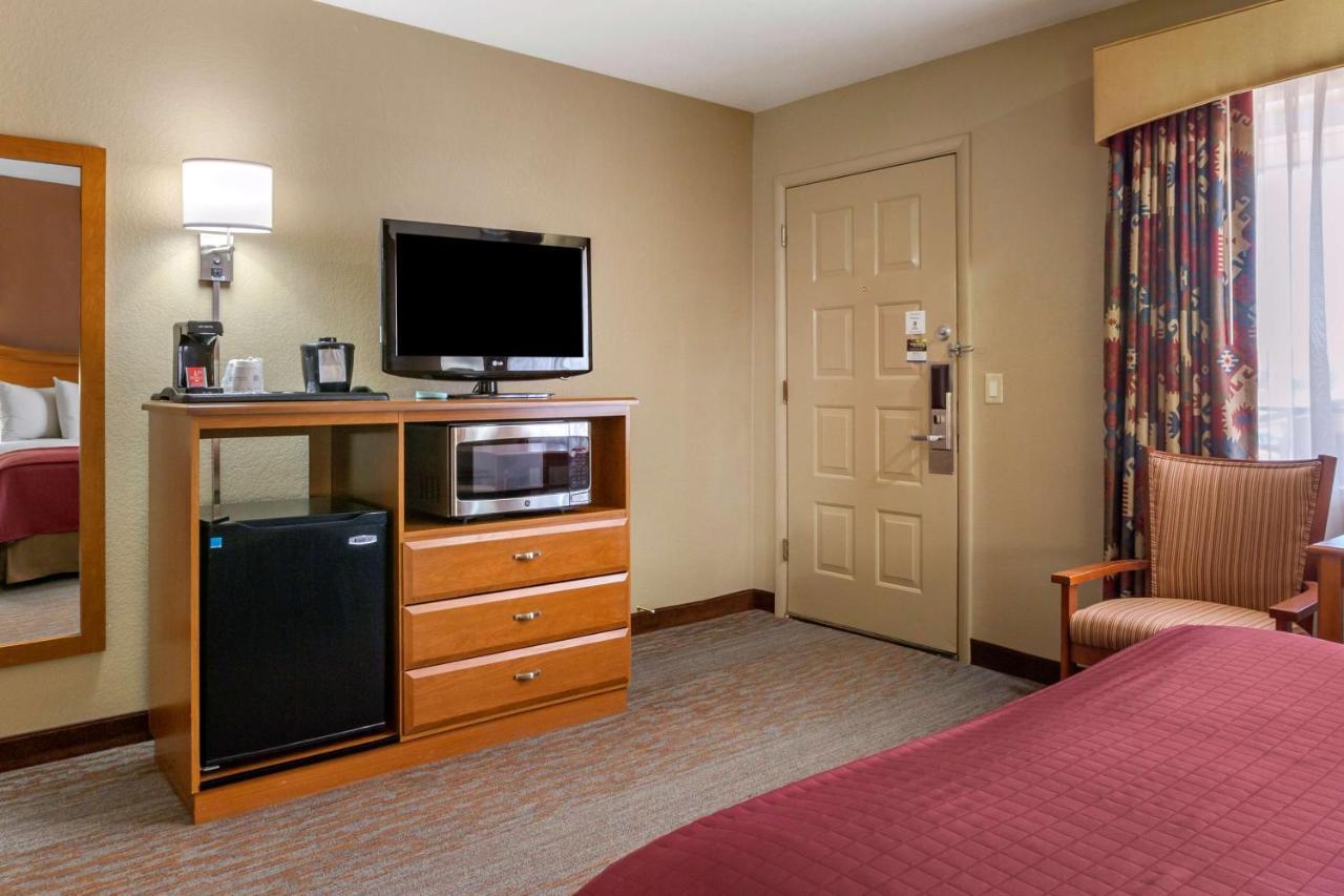 Best Western Canyon De Chelly Inn Chinle Bagian luar foto