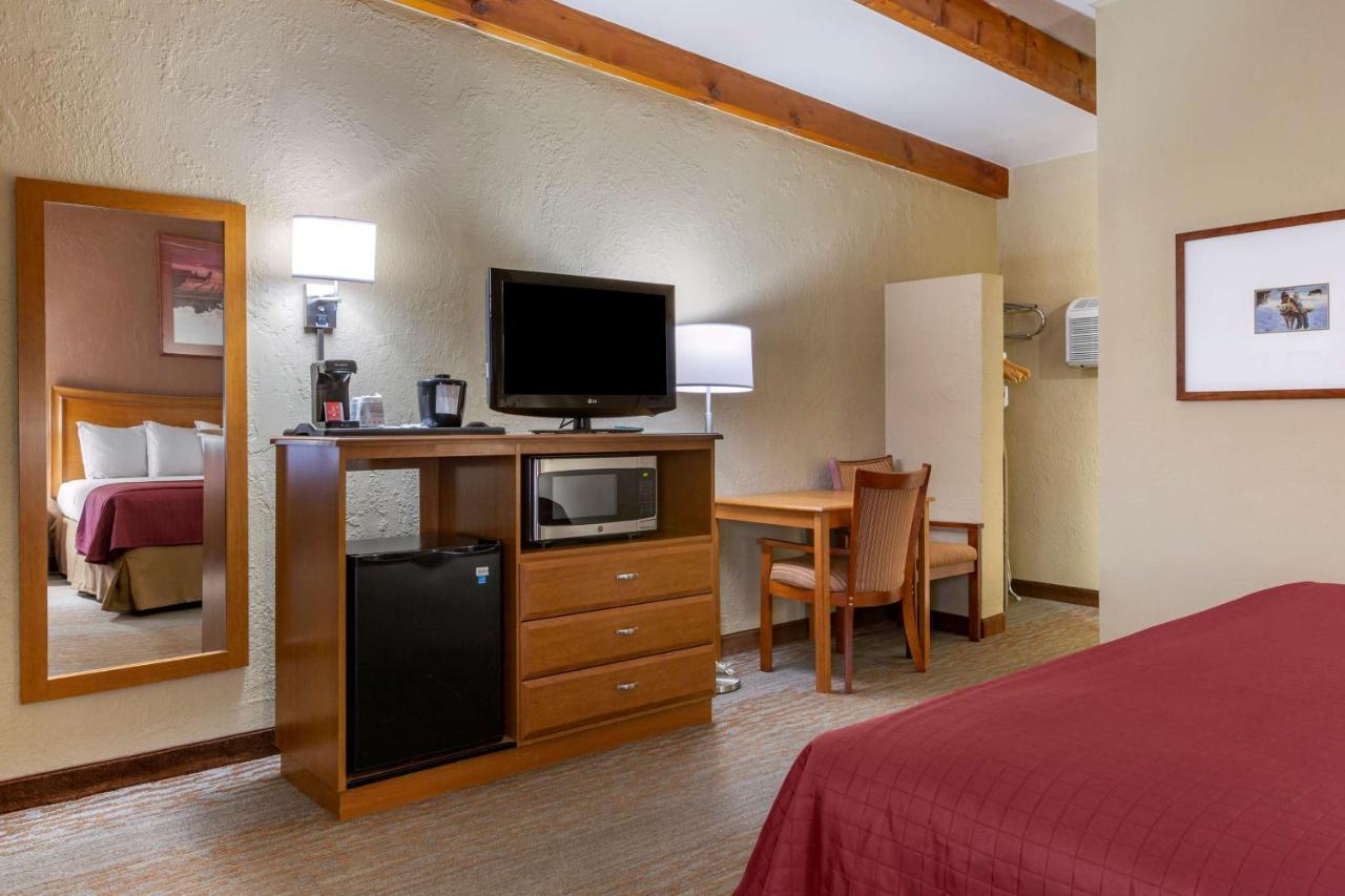 Best Western Canyon De Chelly Inn Chinle Bagian luar foto