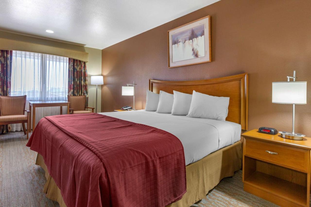 Best Western Canyon De Chelly Inn Chinle Bagian luar foto