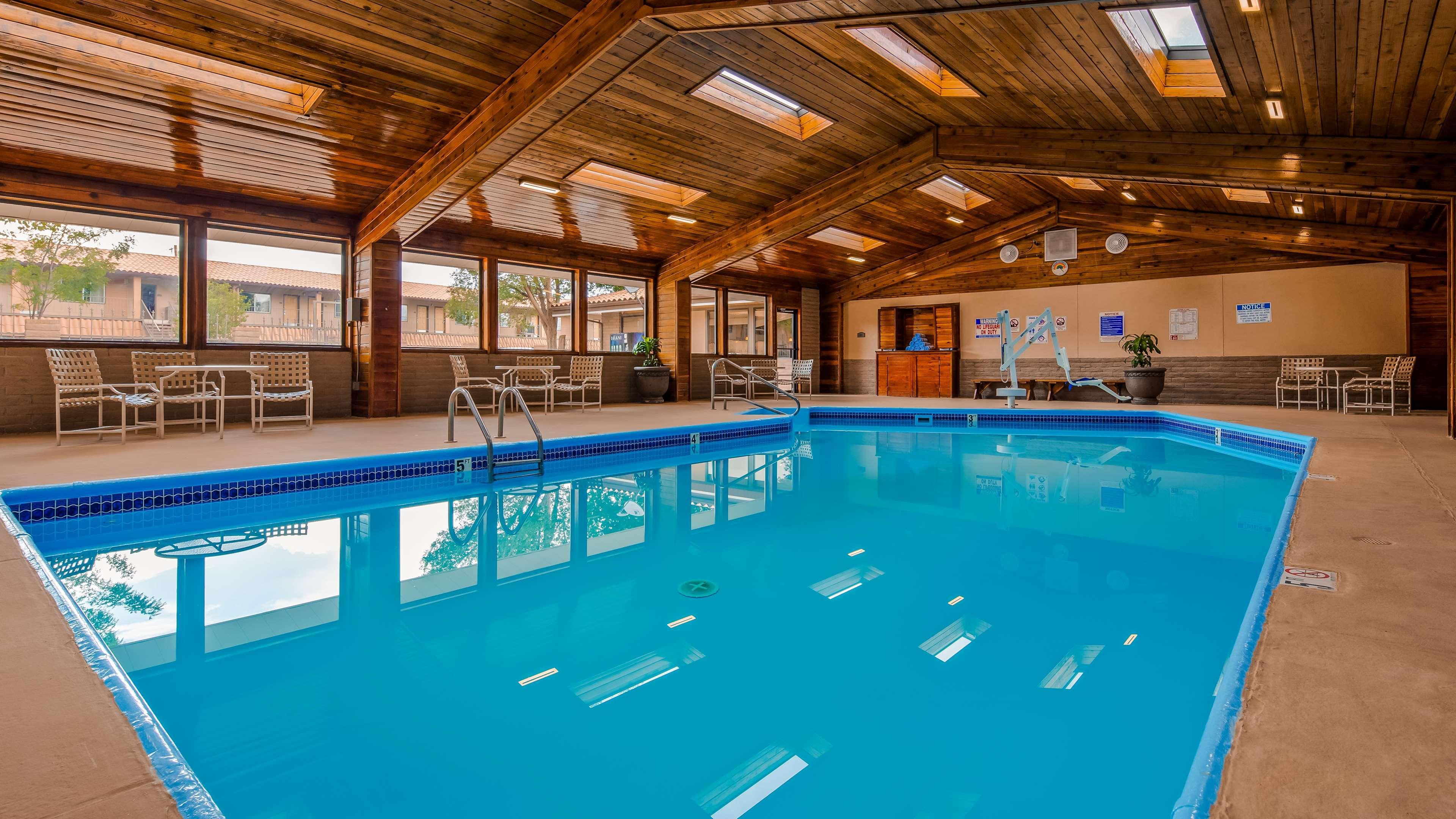 Best Western Canyon De Chelly Inn Chinle Bagian luar foto