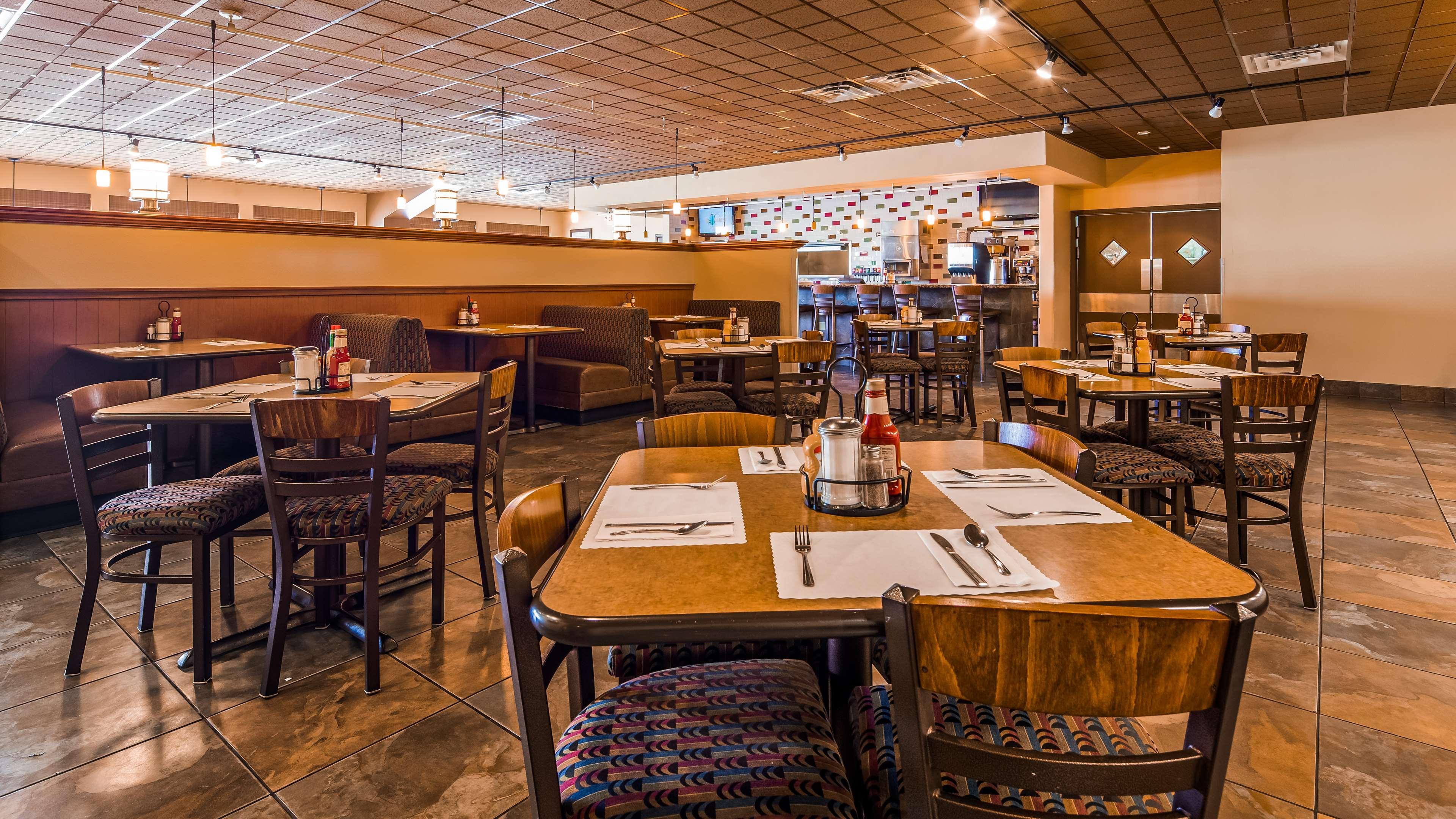 Best Western Canyon De Chelly Inn Chinle Bagian luar foto