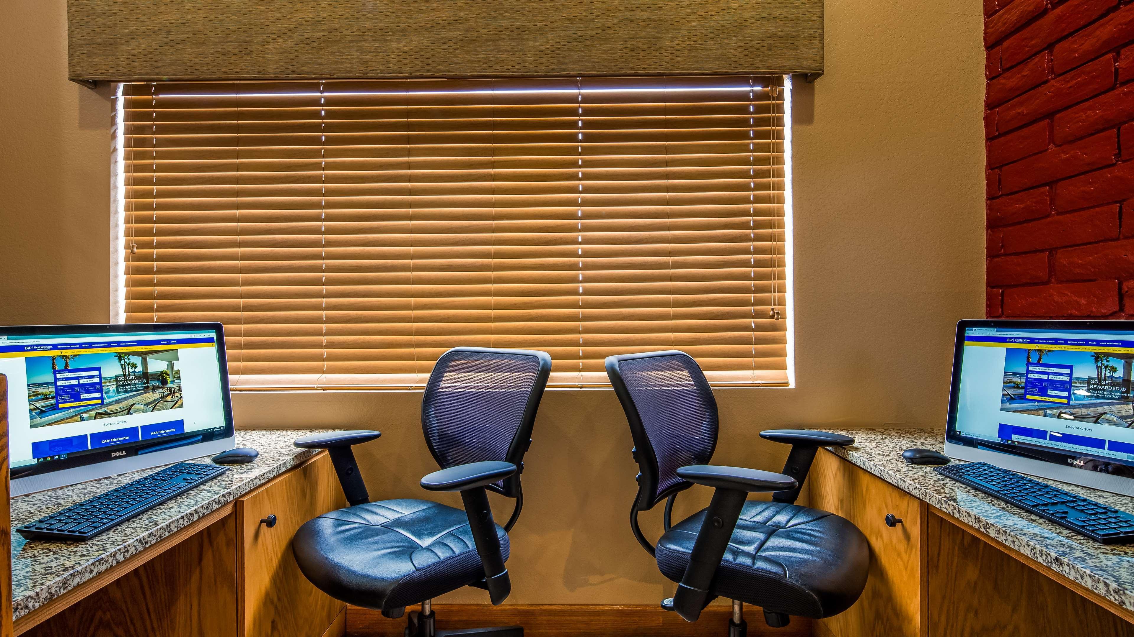 Best Western Canyon De Chelly Inn Chinle Bagian luar foto