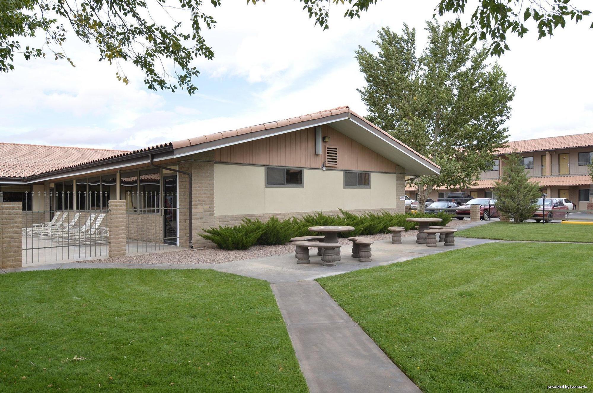 Best Western Canyon De Chelly Inn Chinle Bagian luar foto